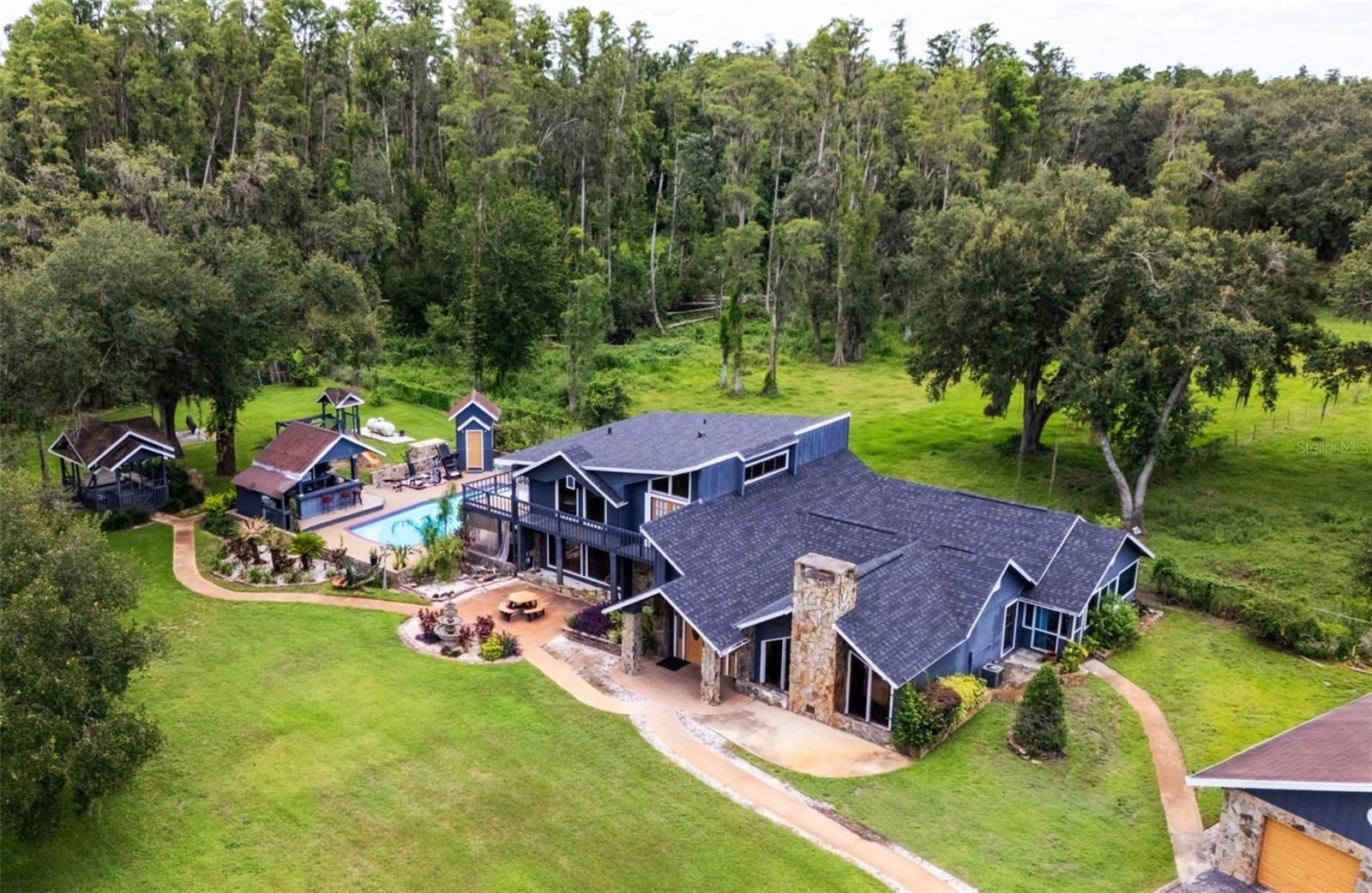 Plant City, Florida, 33565, United States, 13 Bedrooms Bedrooms, ,11 BathroomsBathrooms,Residential,Active,1953280