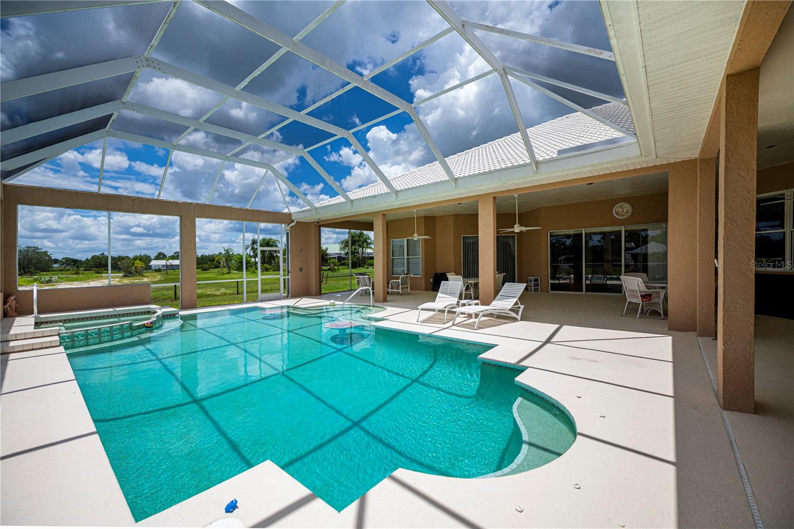 Punta Gorda, Florida, 33982, United States, ,5 BathroomsBathrooms,Residential,Active,1869106