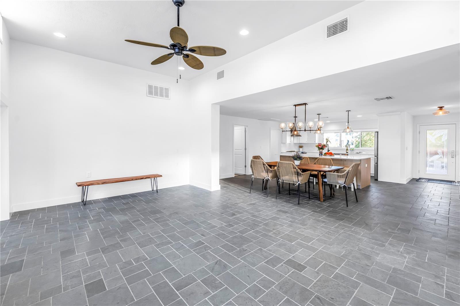 St Pete Beach, Florida, 33706, United States, 3 Bedrooms Bedrooms, ,3 BathroomsBathrooms,Residential,Active,2015468