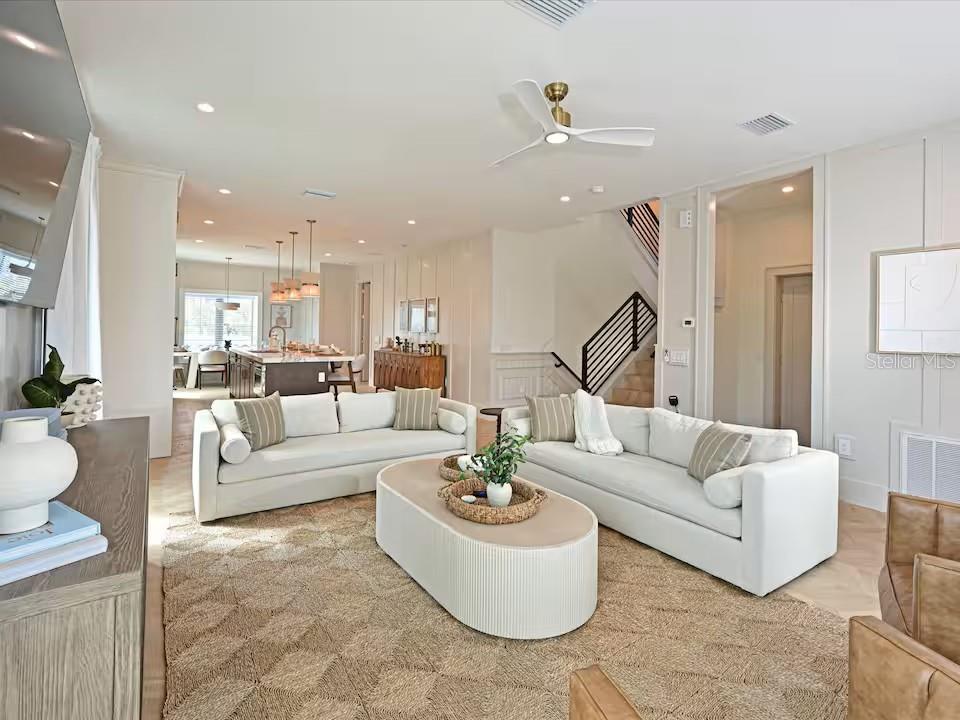 Bradenton Beach, Florida, 34217, United States, 4 Bedrooms Bedrooms, ,5 BathroomsBathrooms,Residential,Active,2044169
