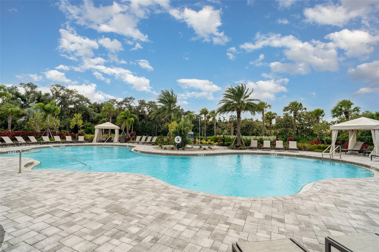 Sarasota, Florida, 34241, United States, 4 Bedrooms Bedrooms, ,3 BathroomsBathrooms,Residential,Active,1926697