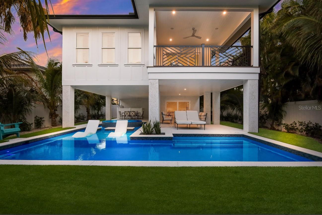 Anna Maria, Florida, 34216, United States, 6 Bedrooms Bedrooms, ,7 BathroomsBathrooms,Residential,Active,1988729