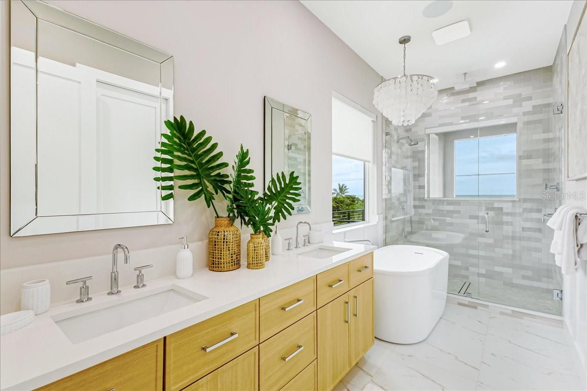 Cocoa Beach, Florida, 32931, United States, 5 Bedrooms Bedrooms, ,4 BathroomsBathrooms,Residential,Active,1954419