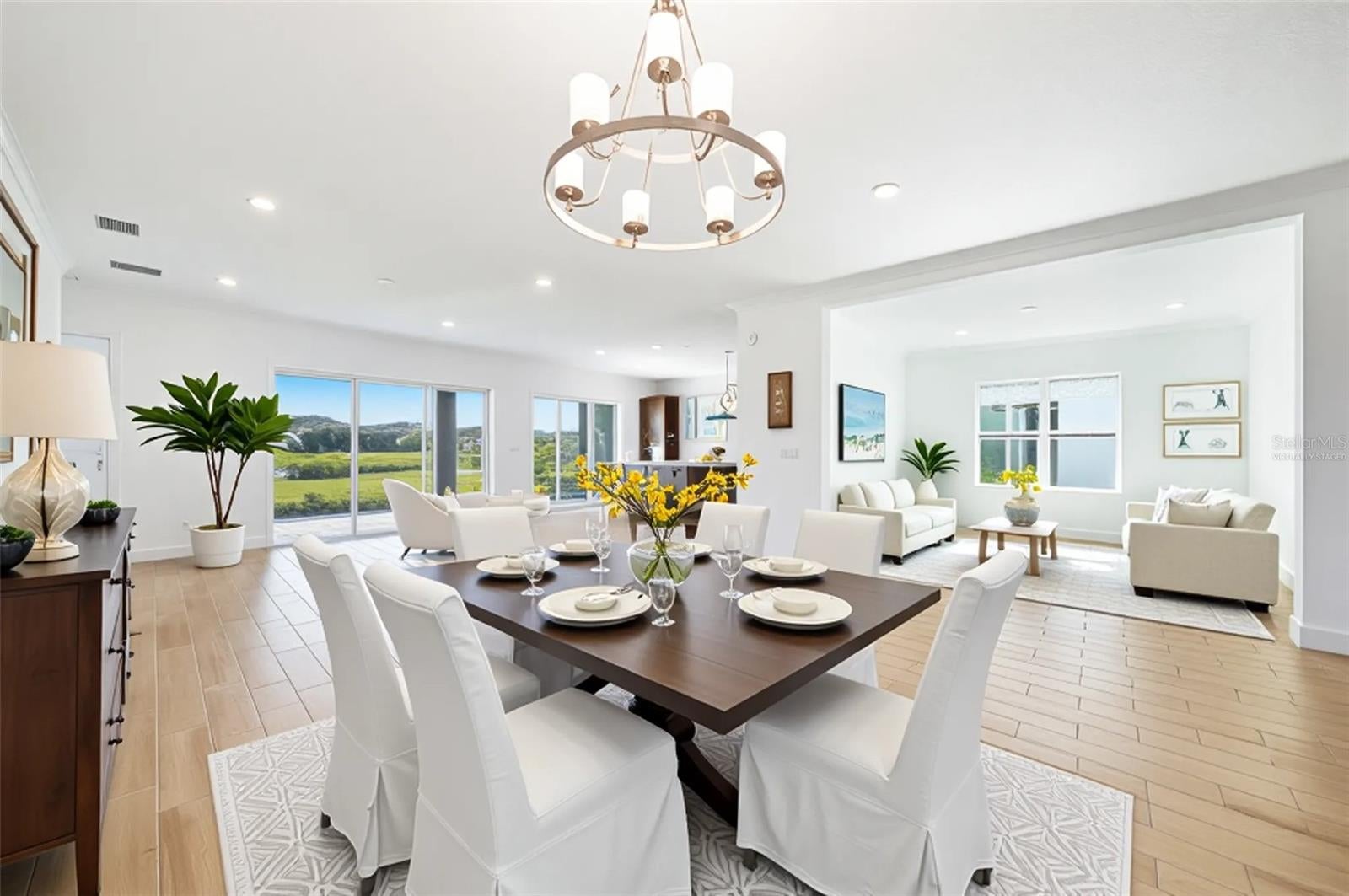 Sarasota, Florida, 34241, United States, 4 Bedrooms Bedrooms, ,3 BathroomsBathrooms,Residential,Active,1990635