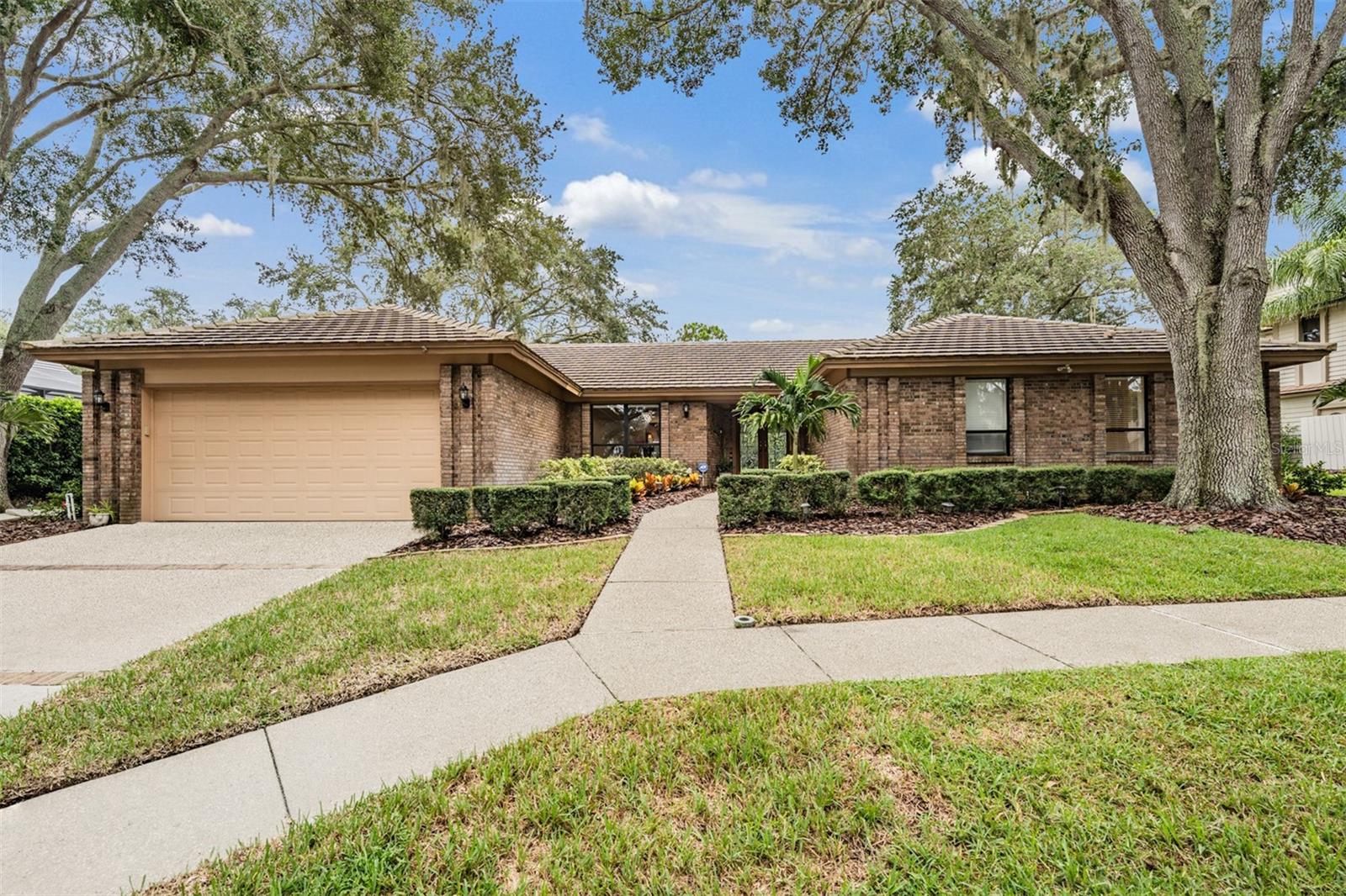 Palm Harbor, Florida, 34684, United States, 4 Bedrooms Bedrooms, ,4 BathroomsBathrooms,Residential,Active,1936412
