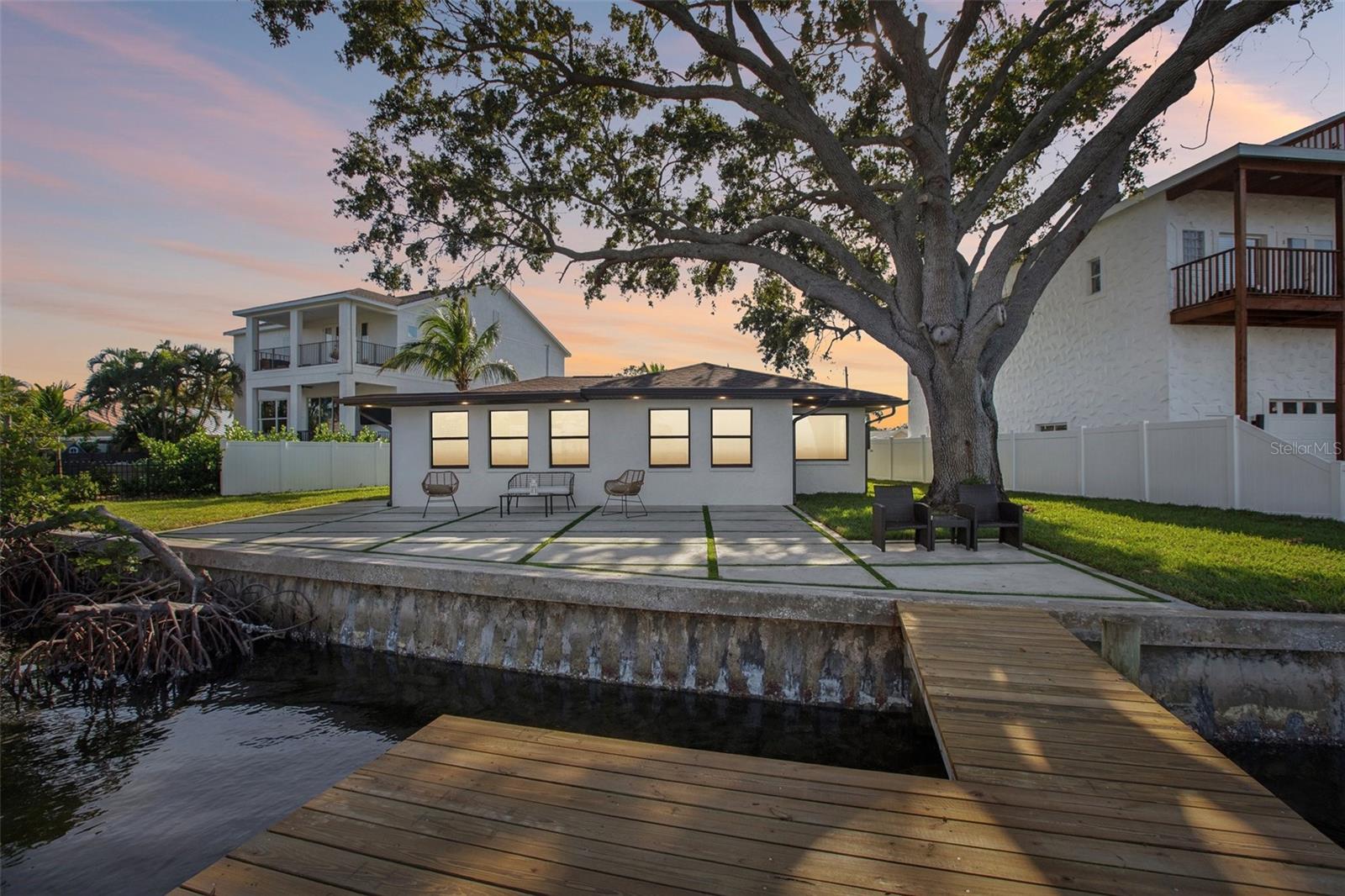 St Petersburg, Florida, 33703, United States, 3 Bedrooms Bedrooms, ,2 BathroomsBathrooms,Residential,Active,2001373