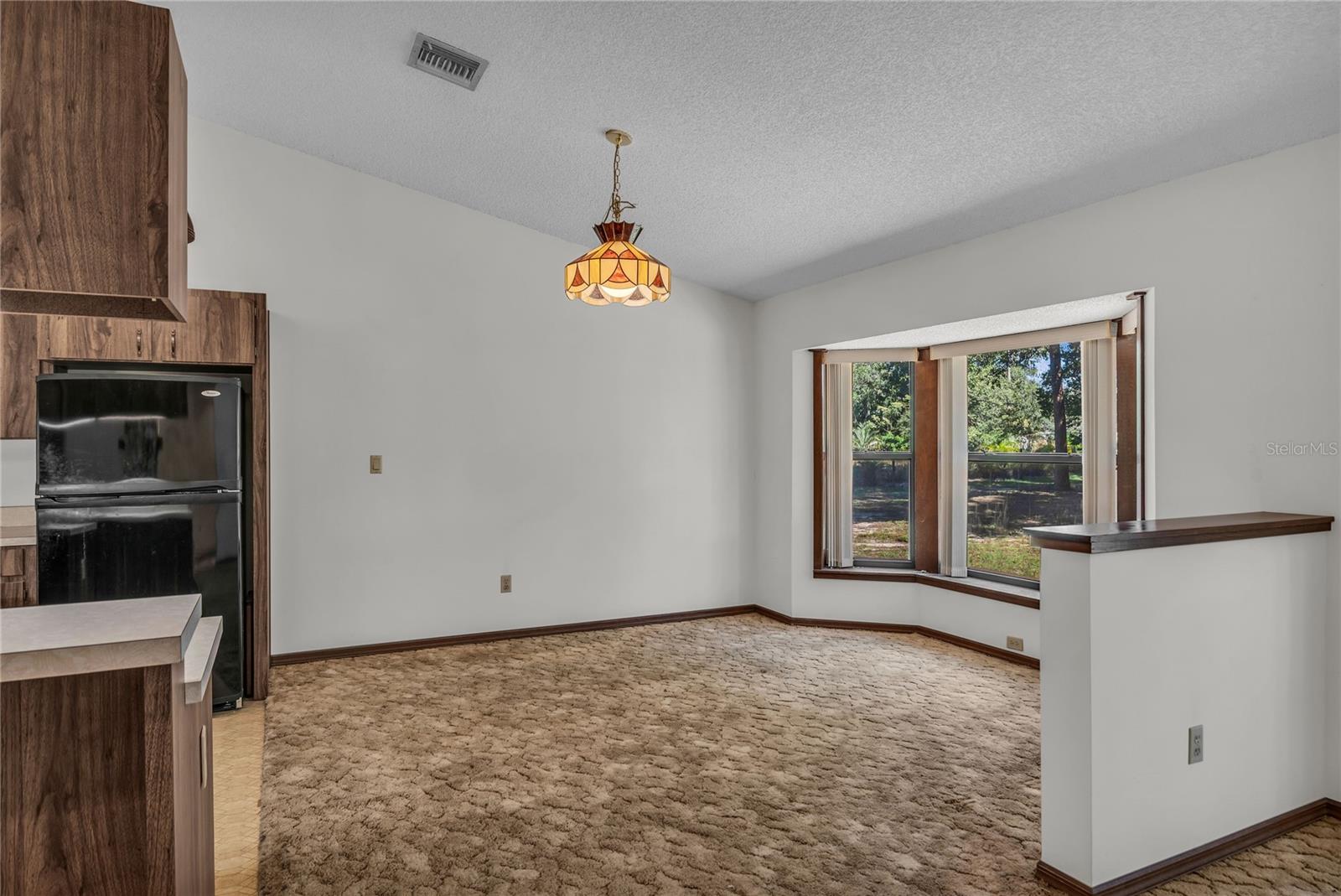 Oakland, Florida, 34787, United States, 4 Bedrooms Bedrooms, ,2 BathroomsBathrooms,Residential,Active,1990636