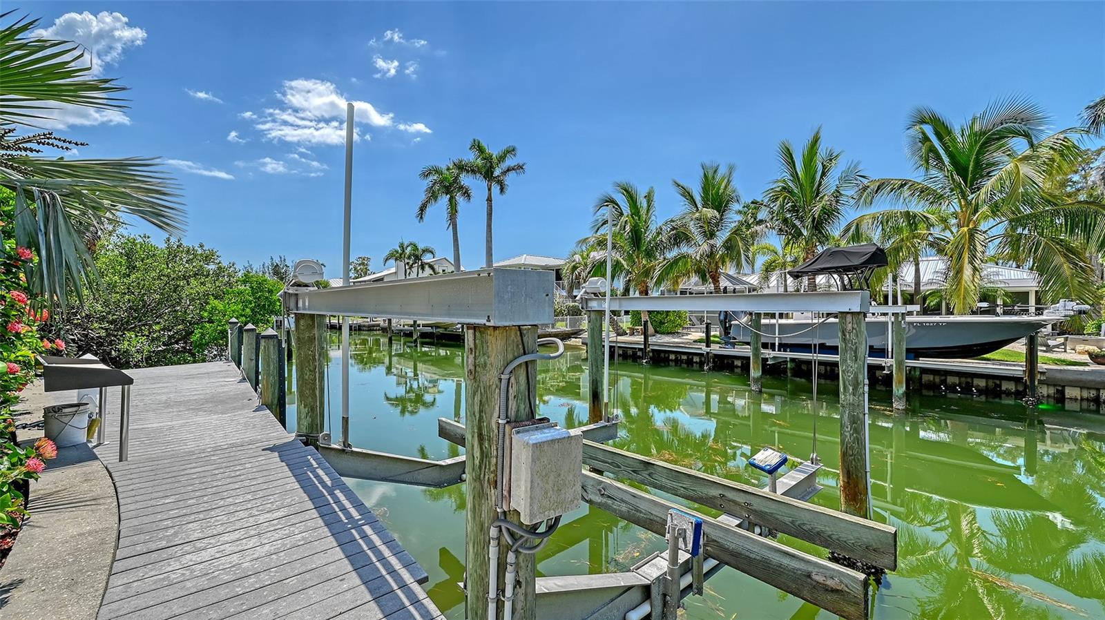 Longboat Key, Florida, 34228, United States, 4 Bedrooms Bedrooms, ,4 BathroomsBathrooms,Residential,Active,1926682