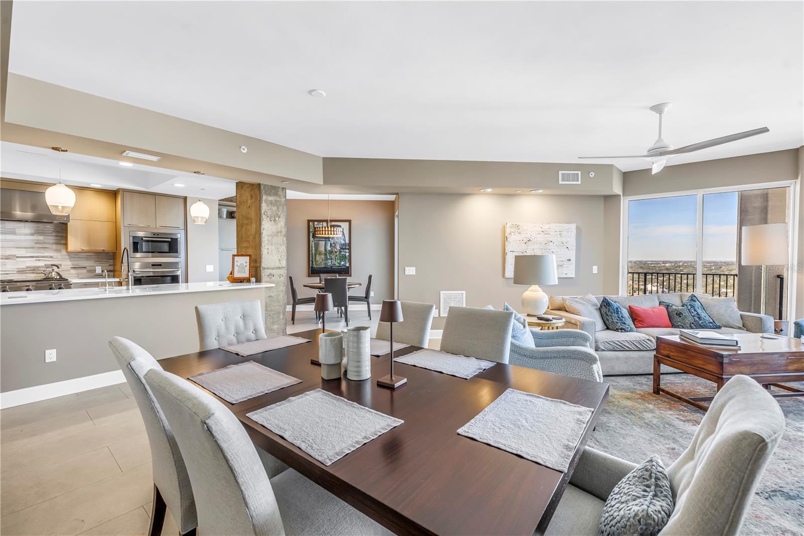 St Petersburg, Florida, 33701, United States, 2 Bedrooms Bedrooms, ,2 BathroomsBathrooms,Residential,Active,2012232