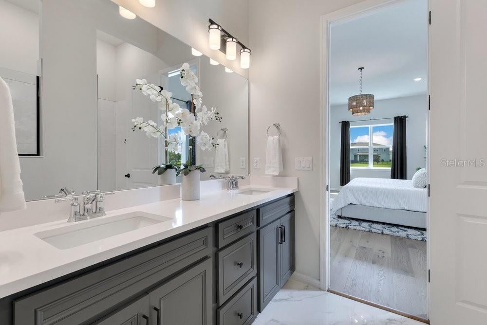 Orlando, Florida, 32827, United States, 4 Bedrooms Bedrooms, ,3 BathroomsBathrooms,Residential,Active,1849519