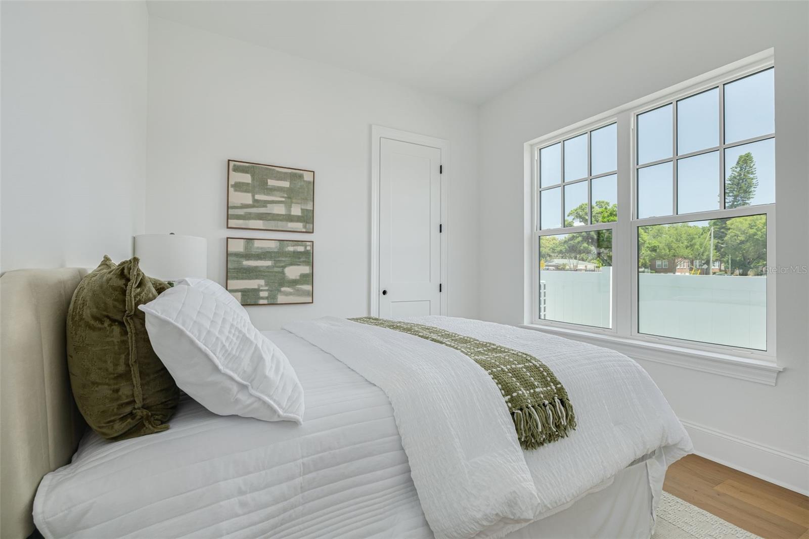 St Petersburg, Florida, 33704, United States, 5 Bedrooms Bedrooms, ,4 BathroomsBathrooms,Residential,Active,2021279