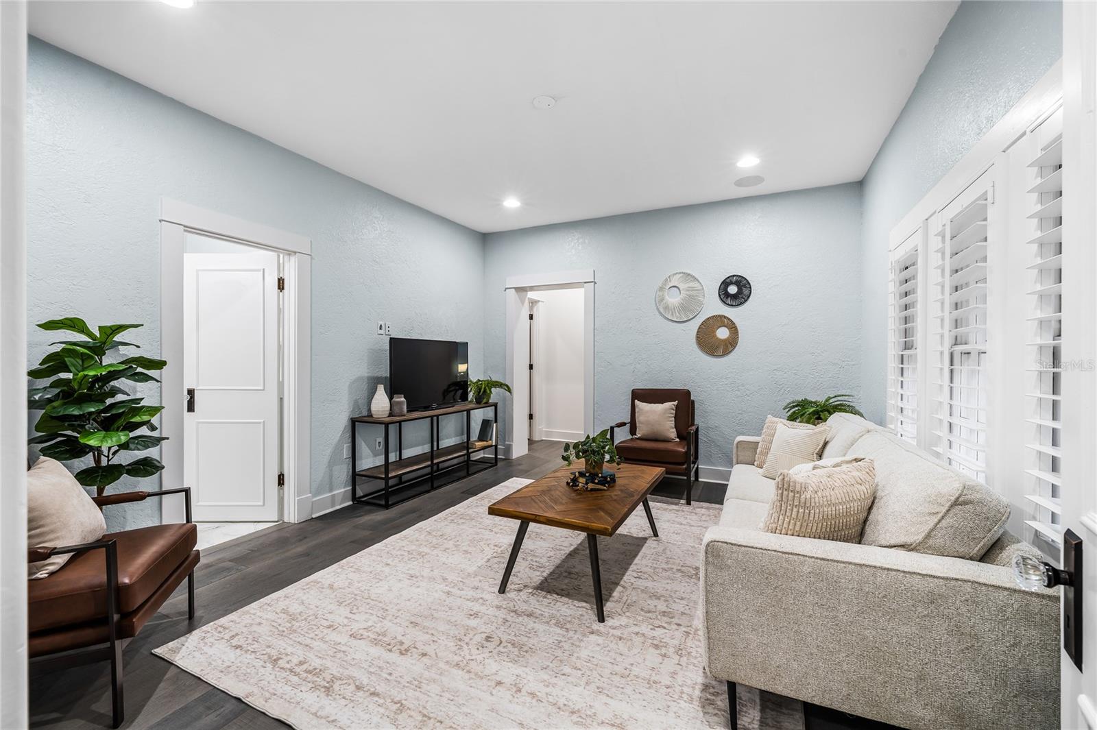 Orlando, Florida, 32803, United States, 5 Bedrooms Bedrooms, ,5 BathroomsBathrooms,Residential,Active,1926917