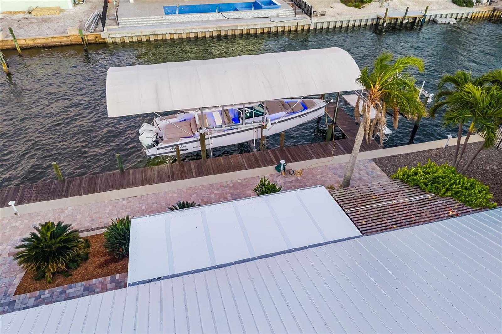 Bradenton, Florida, 34210, United States, 3 Bedrooms Bedrooms, ,3 BathroomsBathrooms,Residential,Active,1993663