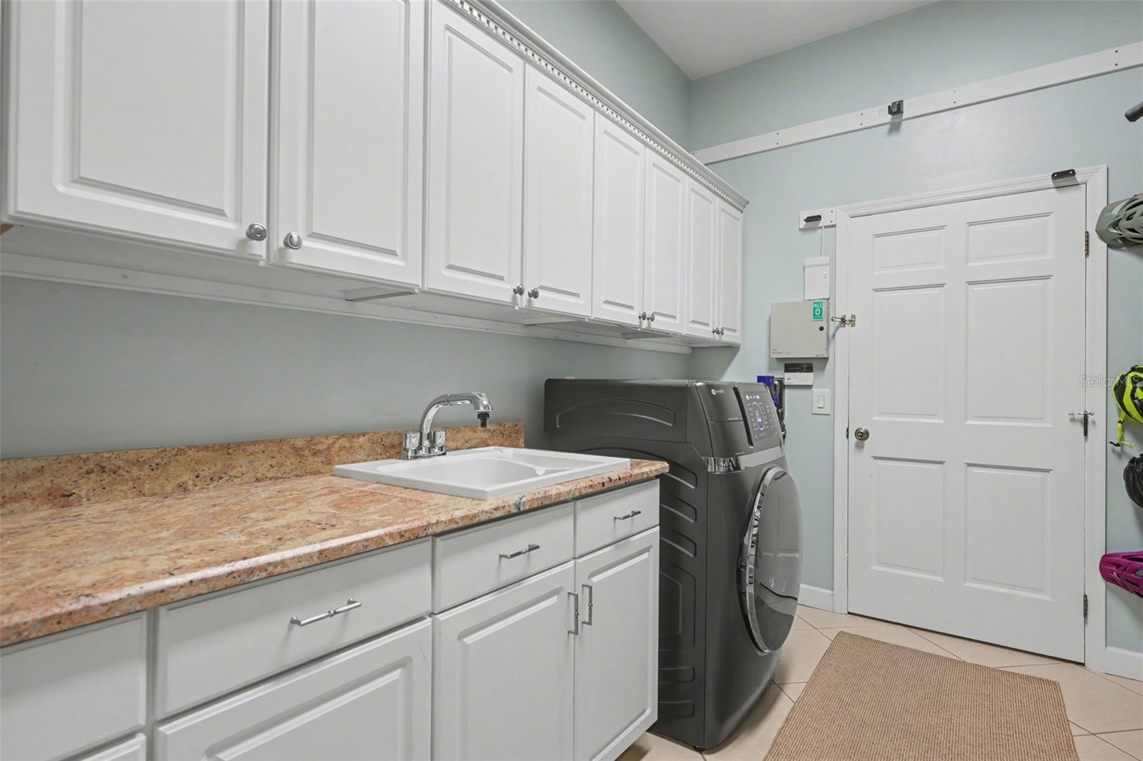 Merritt Island, Florida, 32952, United States, 4 Bedrooms Bedrooms, ,4 BathroomsBathrooms,Residential,Active,2006766