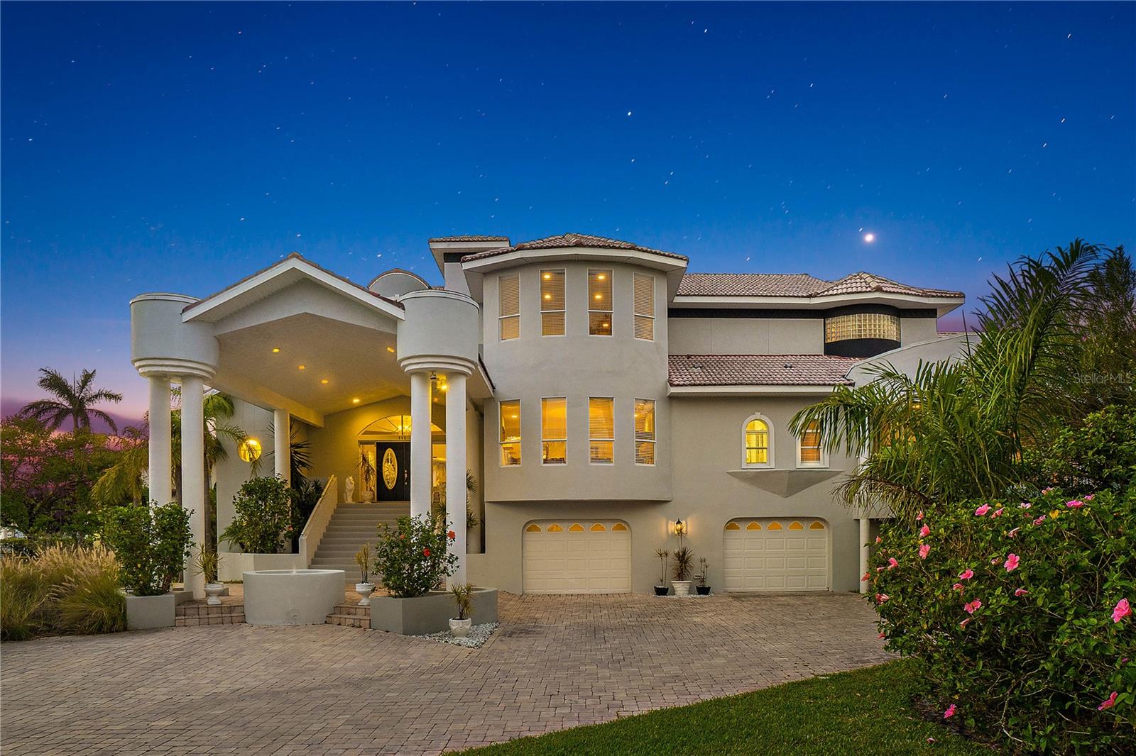 St Petersburg, Florida, 33715, United States, 5 Bedrooms Bedrooms, ,5 BathroomsBathrooms,Residential,Active,1942385