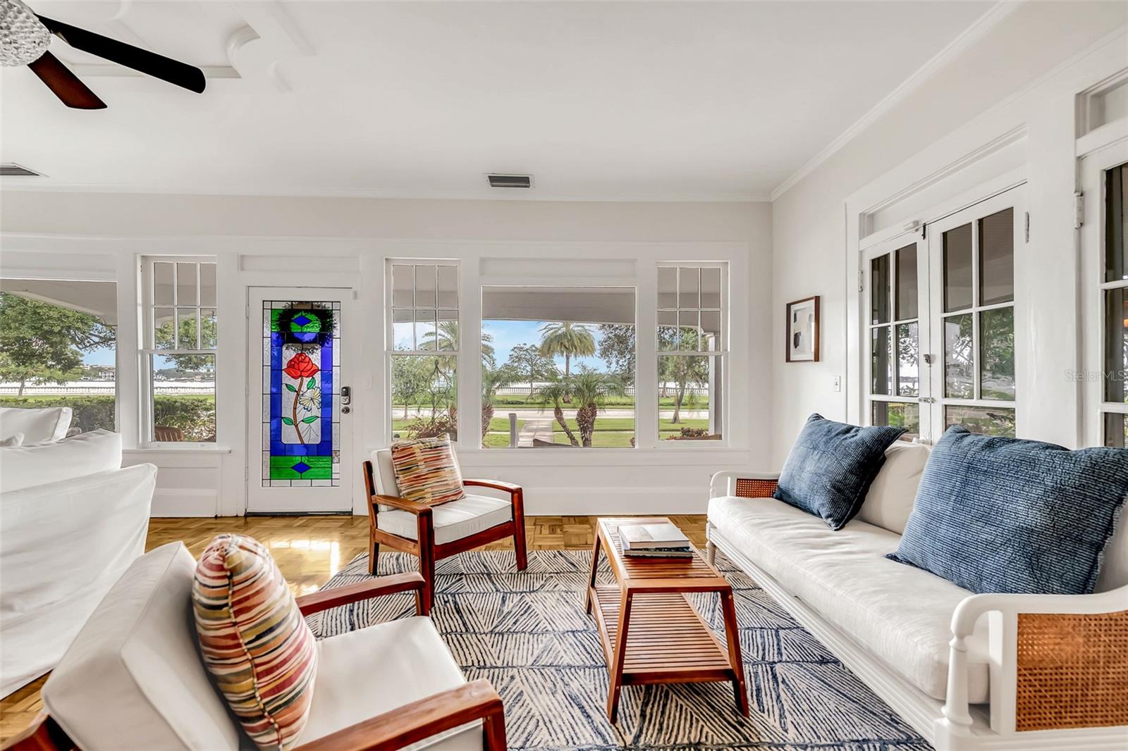 Tampa, Florida, 33606, United States, 4 Bedrooms Bedrooms, ,4 BathroomsBathrooms,Residential,Pending,1987252