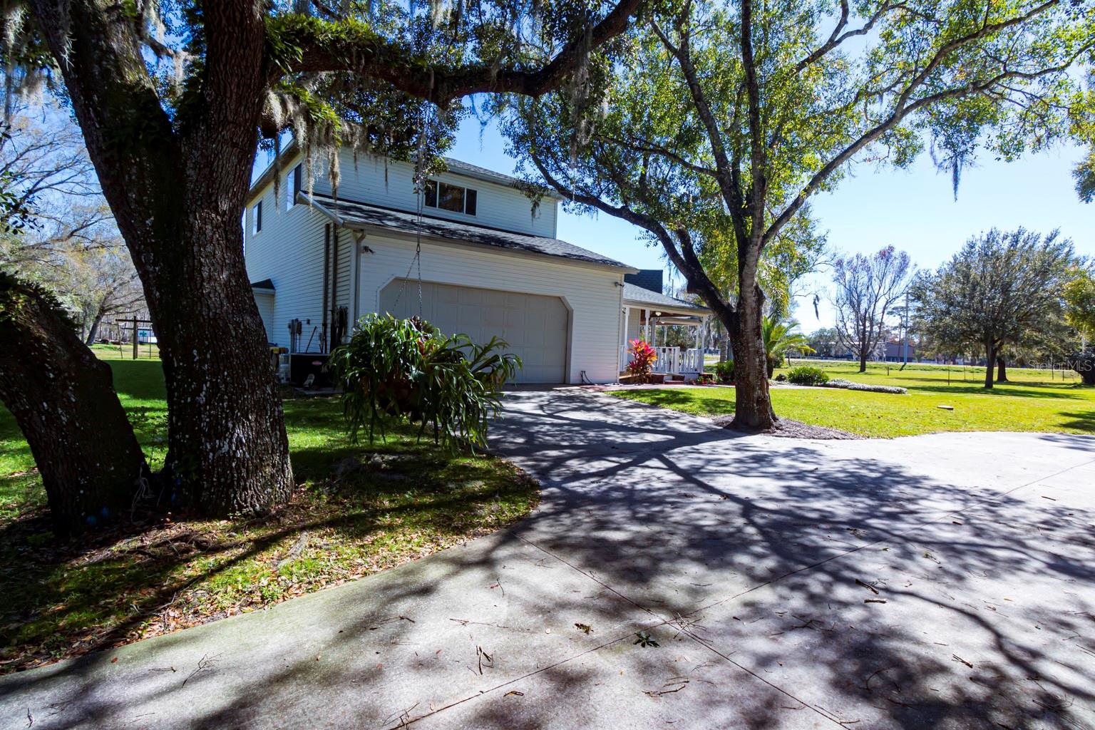 New Port Richey, Florida, 34654, United States, 4 Bedrooms Bedrooms, ,5 BathroomsBathrooms,Residential,Active,1963410