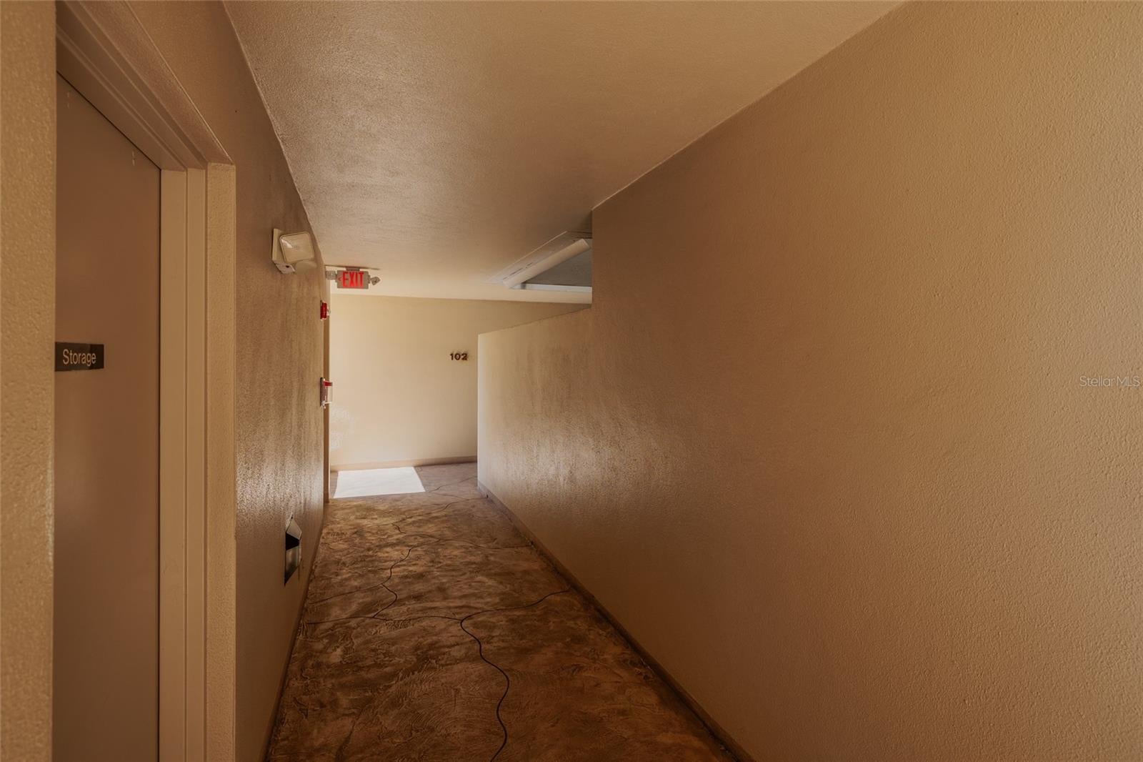 St Petersburg, Florida, 33707, United States, 4 Bedrooms Bedrooms, ,5 BathroomsBathrooms,Residential,Active,1985578