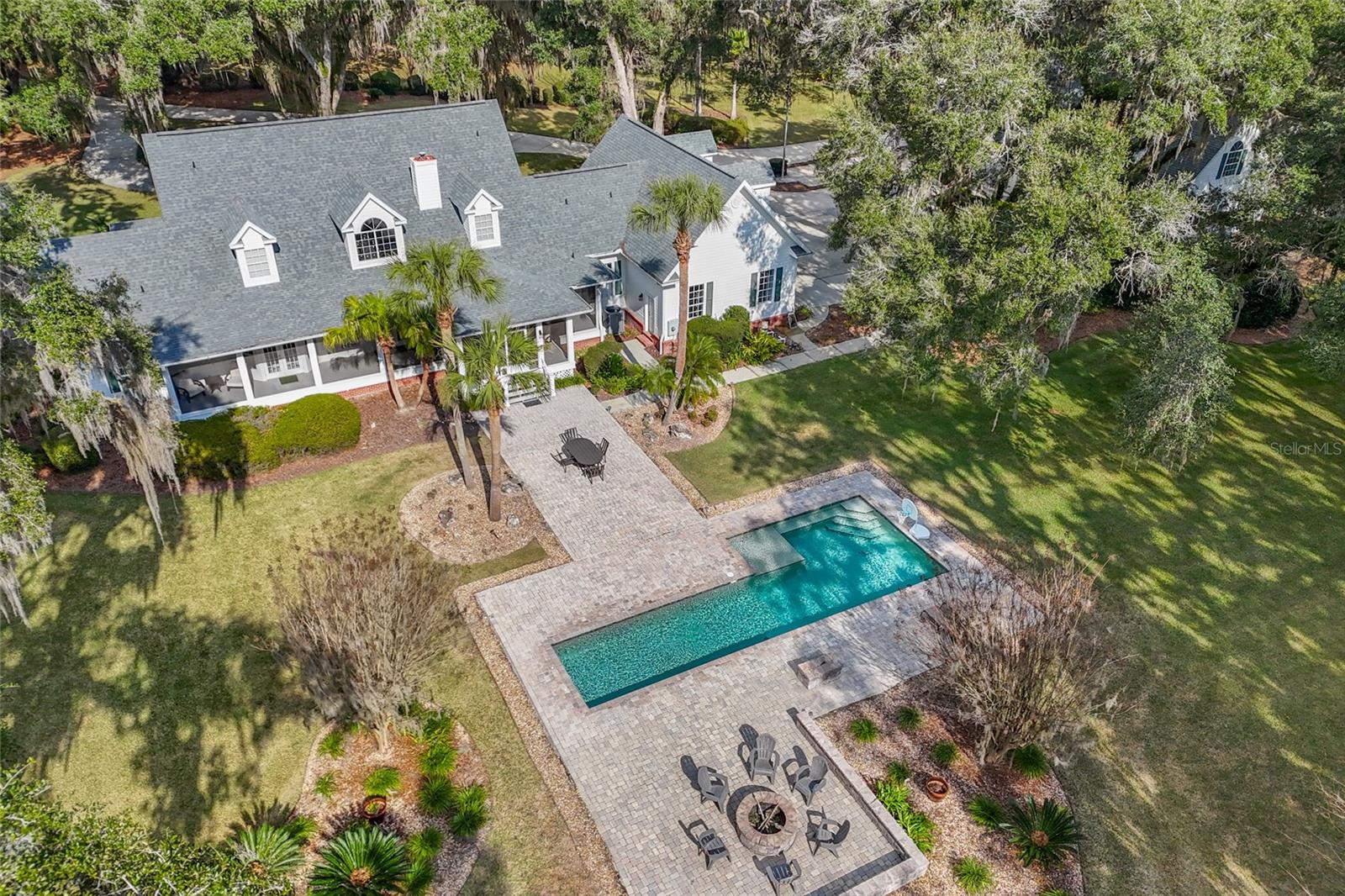 Alachua, Florida, 32615, United States, 5 Bedrooms Bedrooms, ,7 BathroomsBathrooms,Residential,Active,2009170