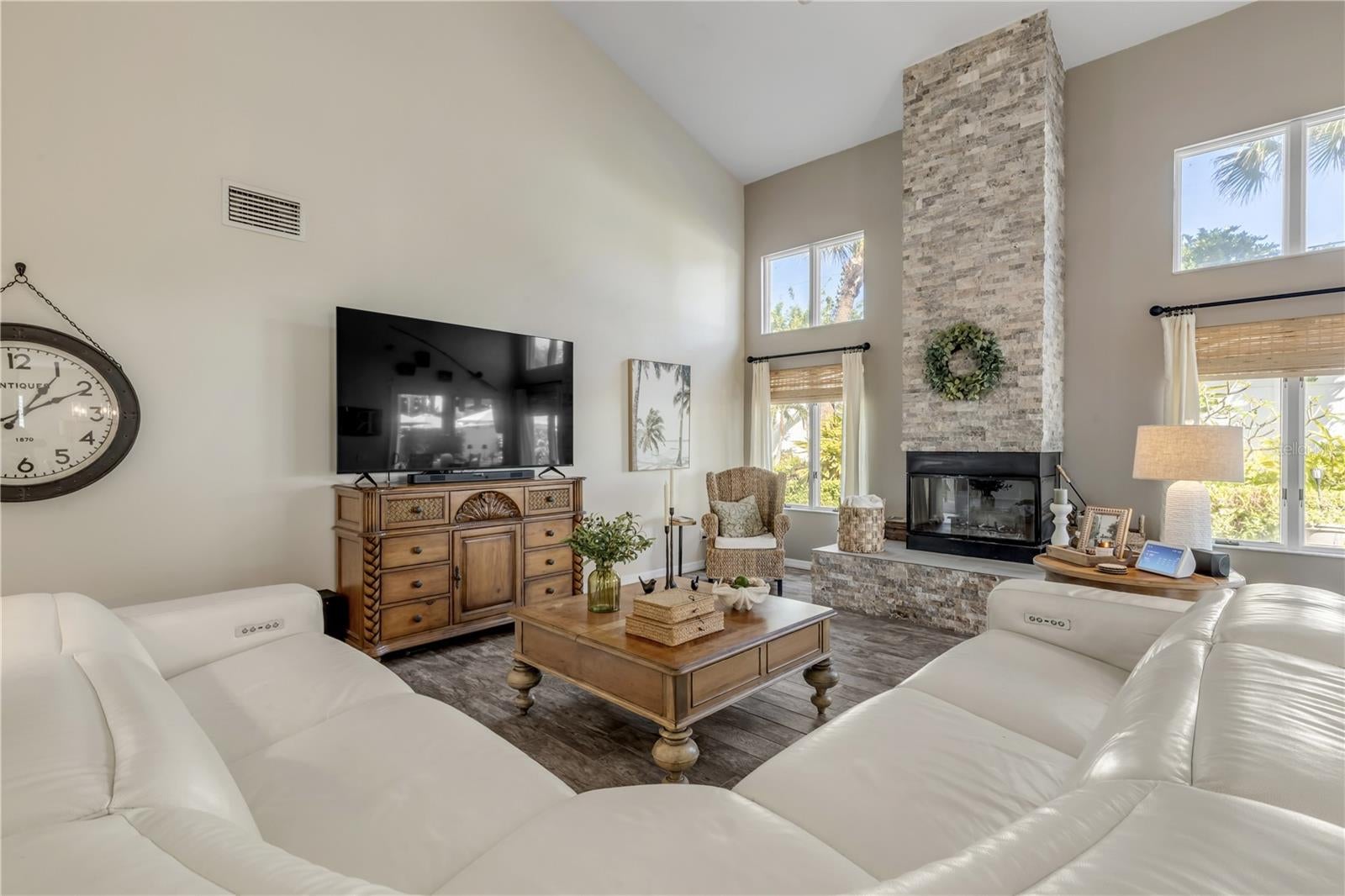 New Smyrna Beach, Florida, 32169, United States, 4 Bedrooms Bedrooms, ,5 BathroomsBathrooms,Residential,Active,2008346