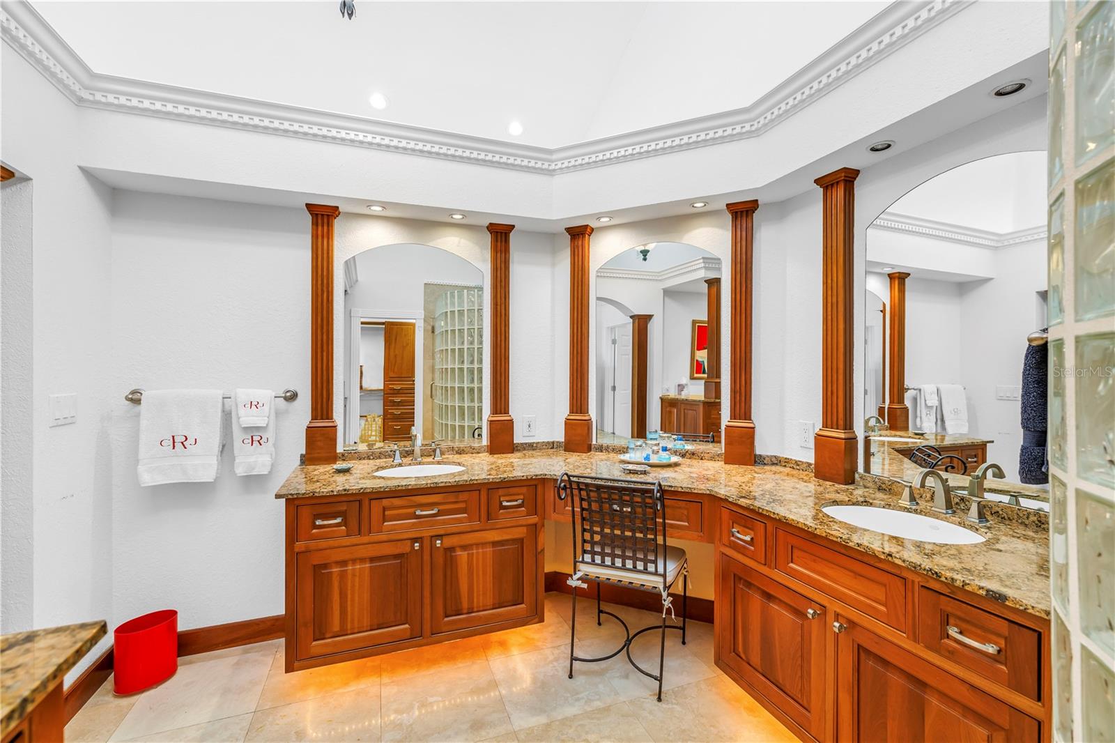 Tierra Verde, Florida, 33715, United States, 4 Bedrooms Bedrooms, ,4 BathroomsBathrooms,Residential,Active,1986870