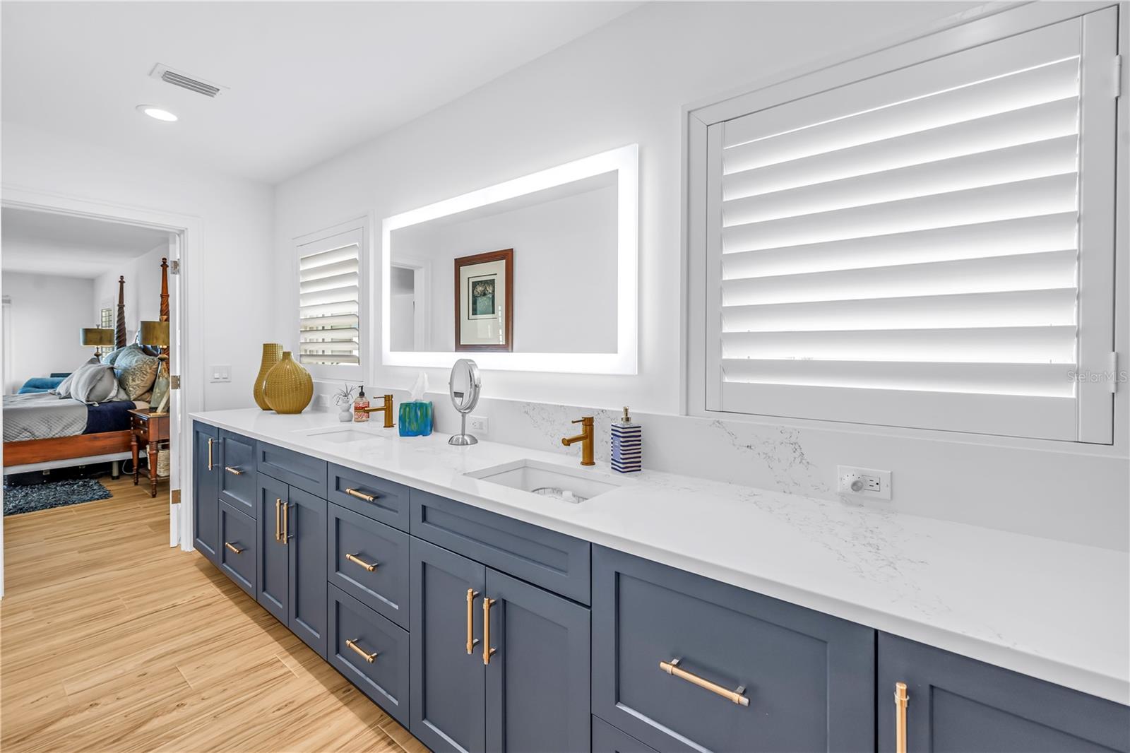 St Petersburg, Florida, 33704, United States, 4 Bedrooms Bedrooms, ,3 BathroomsBathrooms,Residential,Active,2009411