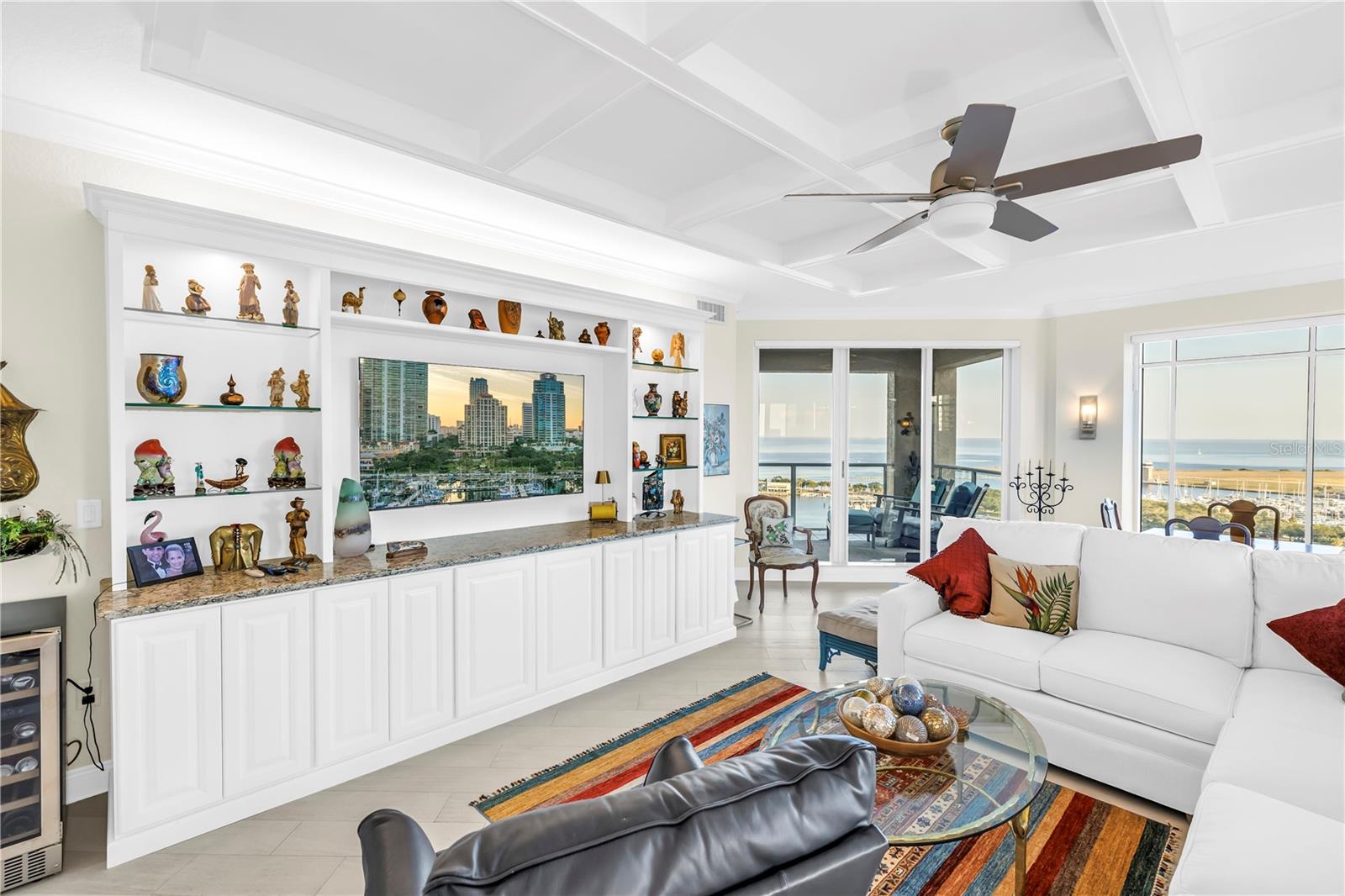 St Petersburg, Florida, 33701, United States, 2 Bedrooms Bedrooms, ,3 BathroomsBathrooms,Residential,Active,1993954