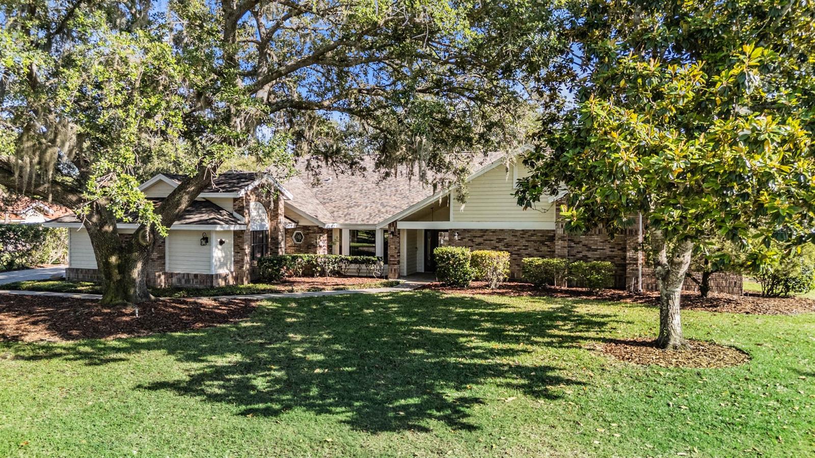 Tarpon Springs, Florida, 34688, United States, 4 Bedrooms Bedrooms, ,4 BathroomsBathrooms,Residential,Active,2044985