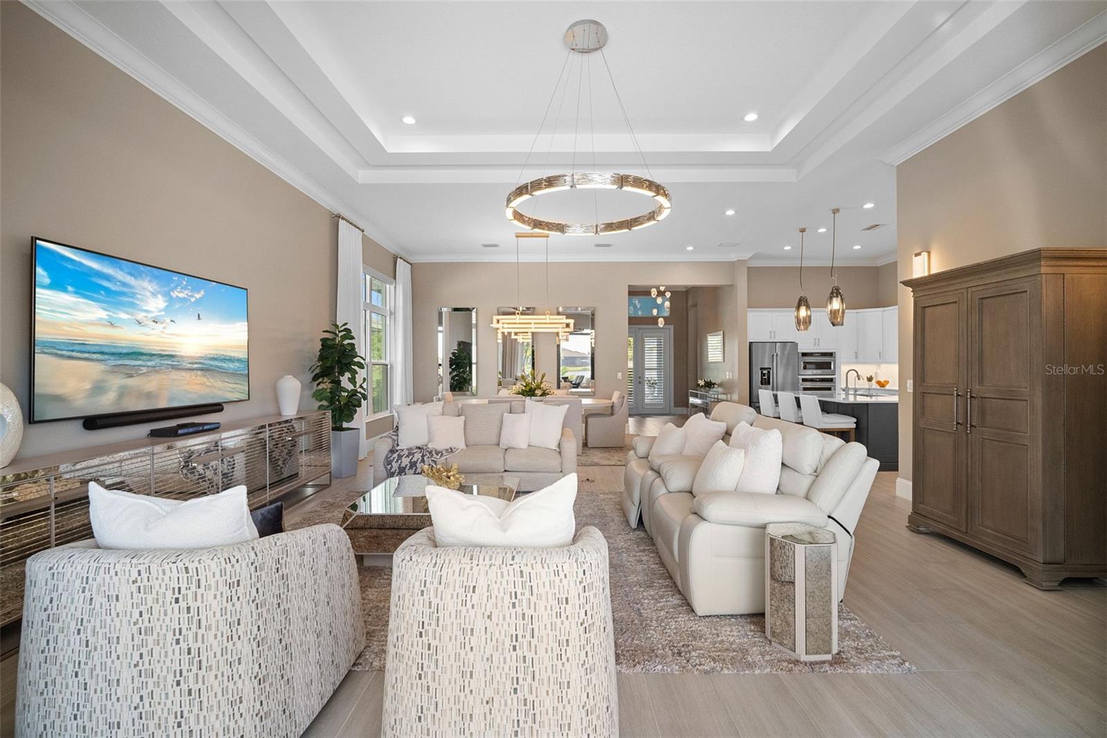 Bradenton, Florida, 34202, United States, 3 Bedrooms Bedrooms, ,4 BathroomsBathrooms,Residential,Active,1987272