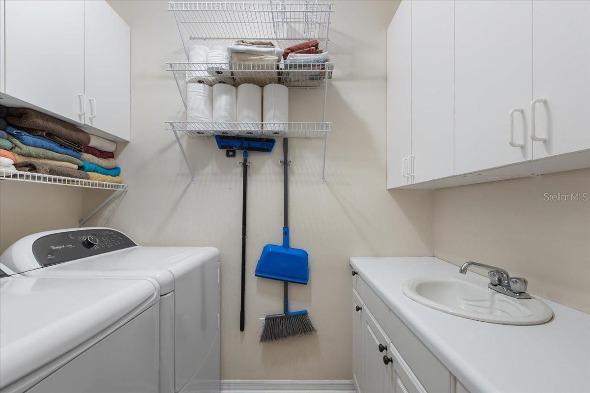 Chiefland, Florida, 32626, United States, 4 Bedrooms Bedrooms, ,5 BathroomsBathrooms,Residential,Active,1954337