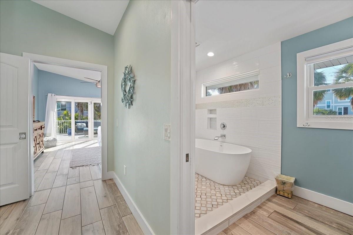 Anna Maria, Florida, 34216, United States, 3 Bedrooms Bedrooms, ,3 BathroomsBathrooms,Residential,Active,1970949