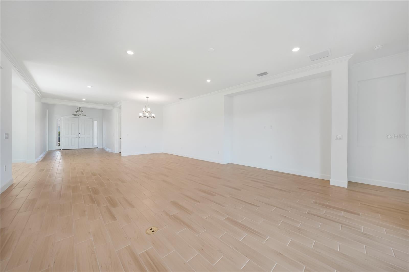 Sarasota, Florida, 34241, United States, 4 Bedrooms Bedrooms, ,3 BathroomsBathrooms,Residential,Active,1990635