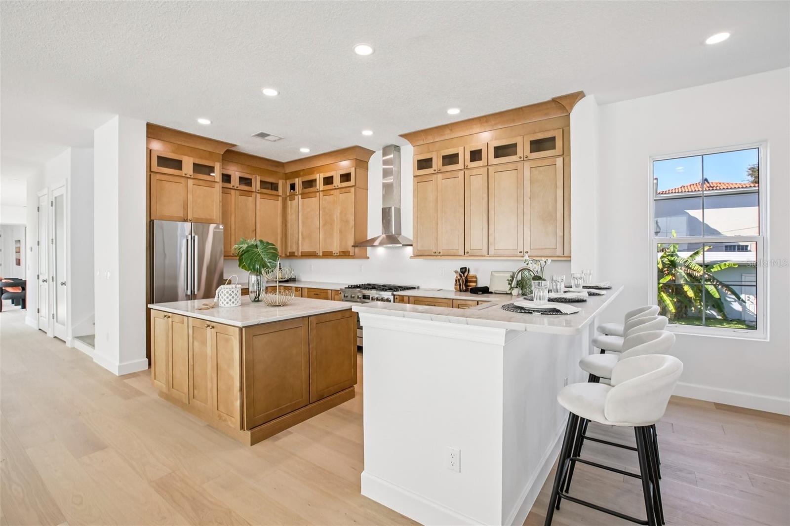 St Petersburg, Florida, 33704, United States, 4 Bedrooms Bedrooms, ,4 BathroomsBathrooms,Residential,Active,2006891