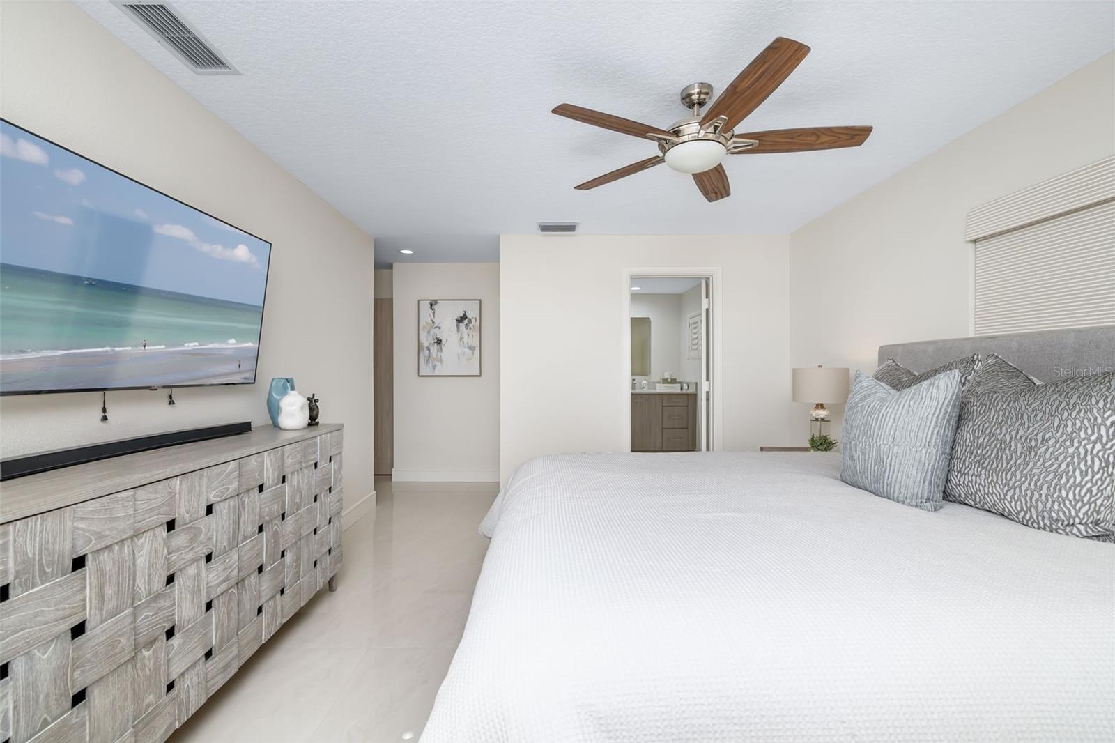 Sarasota, Florida, 34236, United States, 3 Bedrooms Bedrooms, ,4 BathroomsBathrooms,Residential,Active,2007150