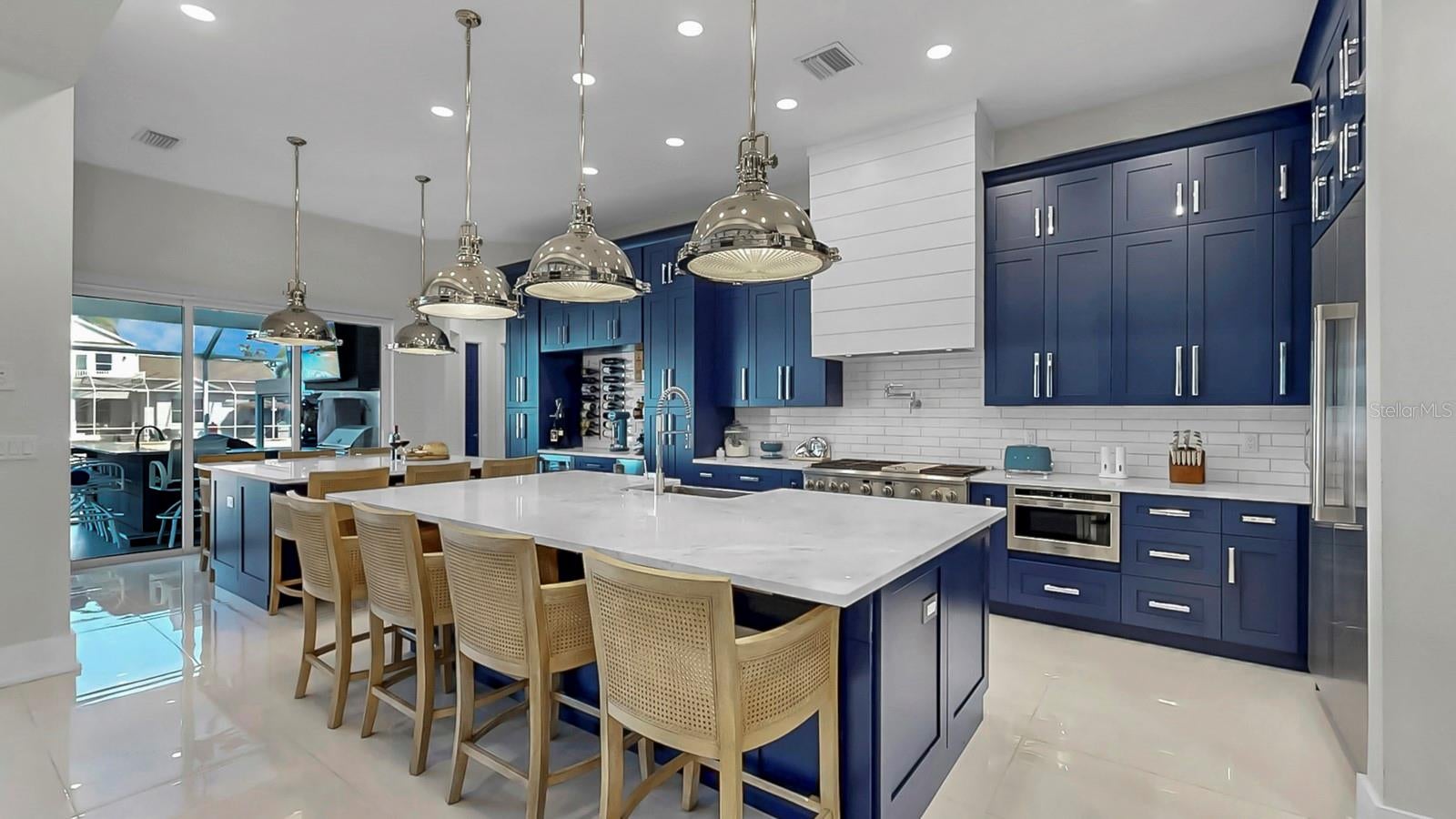 Apollo Beach, Florida, 33572, United States, 4 Bedrooms Bedrooms, ,3 BathroomsBathrooms,Residential,Active,2001368