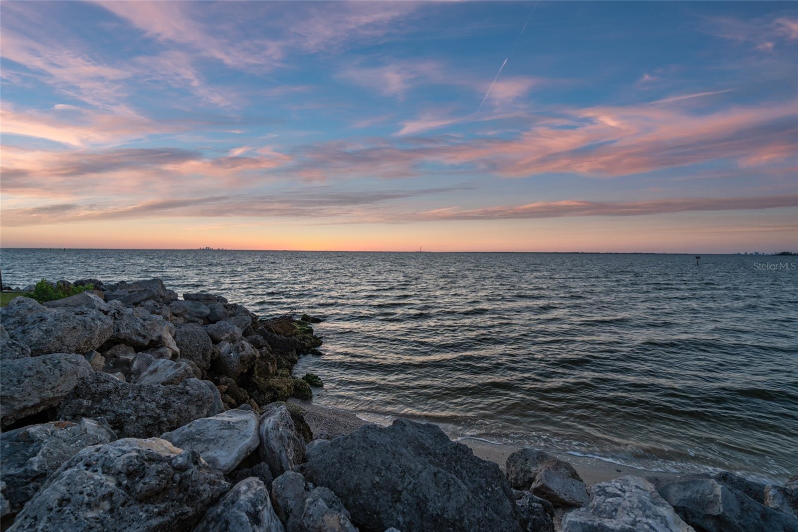 Apollo Beach, Florida, 33572, United States, ,5 BathroomsBathrooms,Residential,Active,1781627