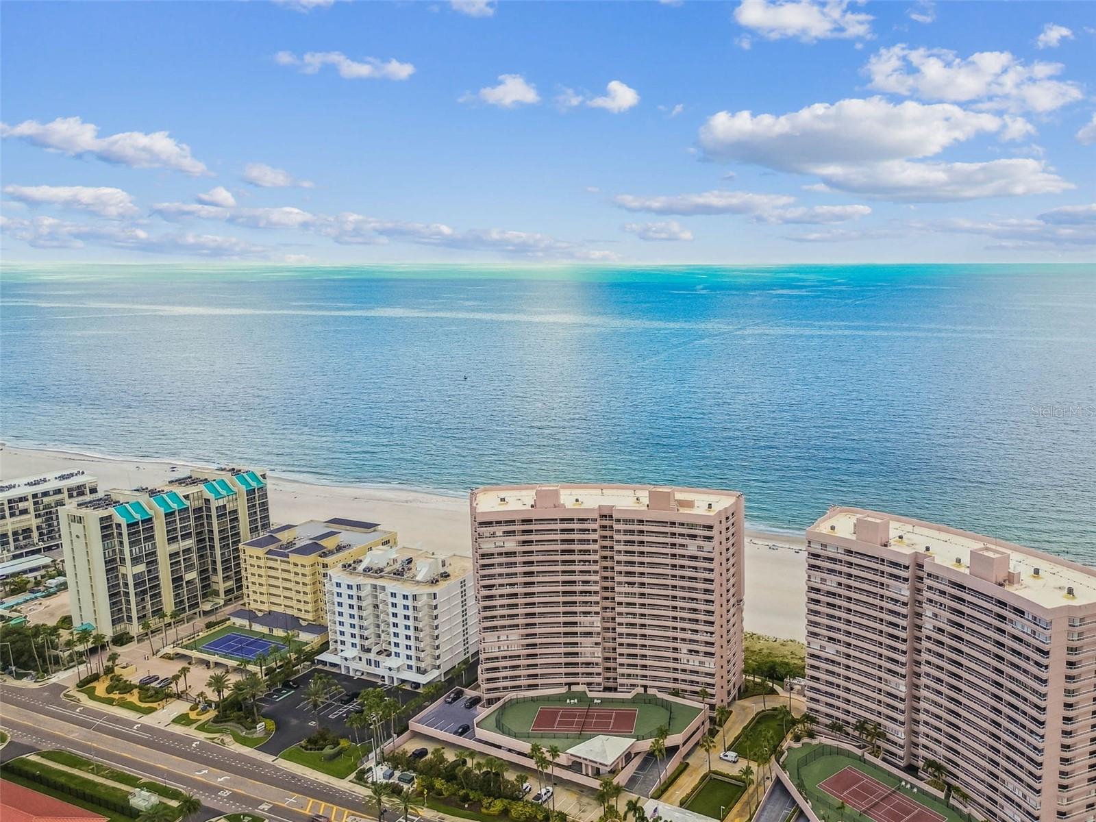 Clearwater Beach, Florida, 33767, United States, 2 Bedrooms Bedrooms, ,3 BathroomsBathrooms,Residential,Active,1919072