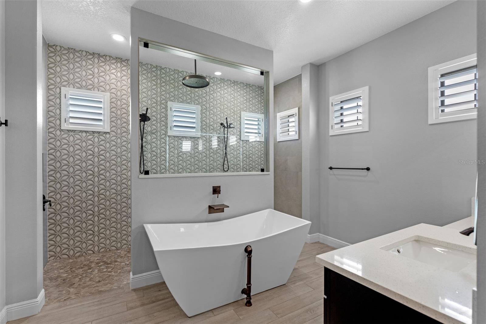 Eustis, Florida, 32736, United States, 4 Bedrooms Bedrooms, ,5 BathroomsBathrooms,Residential,Active,1929677