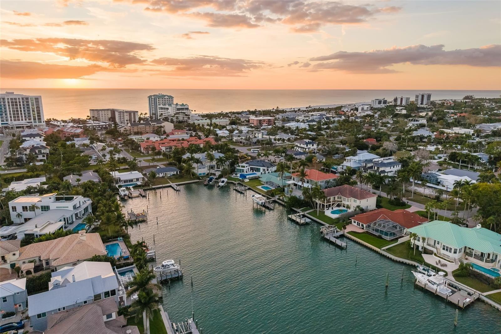 Sarasota, Florida, 34236, United States, 3 Bedrooms Bedrooms, ,4 BathroomsBathrooms,Residential,Active,2007150