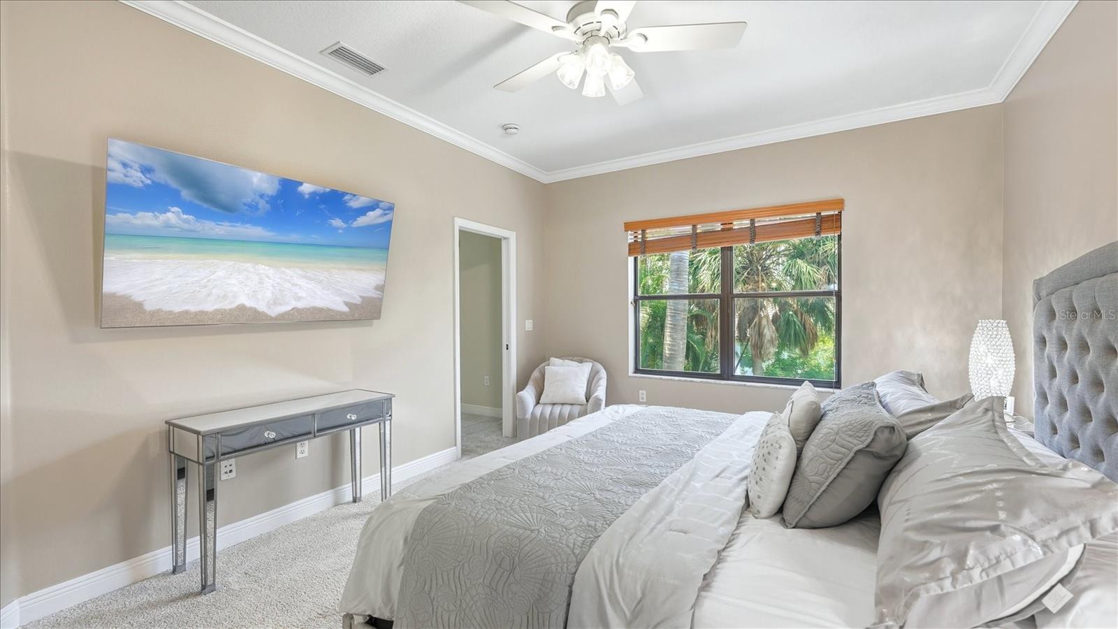 Sarasota, Florida, 34240, United States, 5 Bedrooms Bedrooms, ,4 BathroomsBathrooms,Residential,Active,2051990