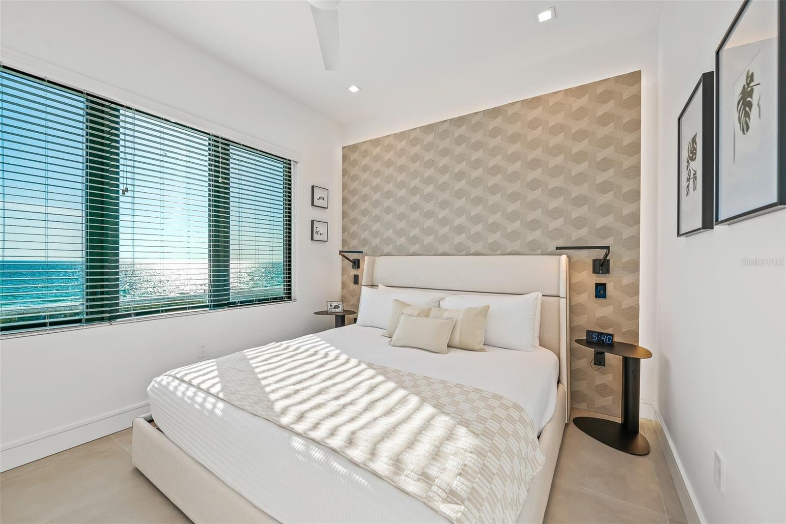 Bradenton Beach, Florida, 34217, United States, ,6 BathroomsBathrooms,Residential,Active,1829944