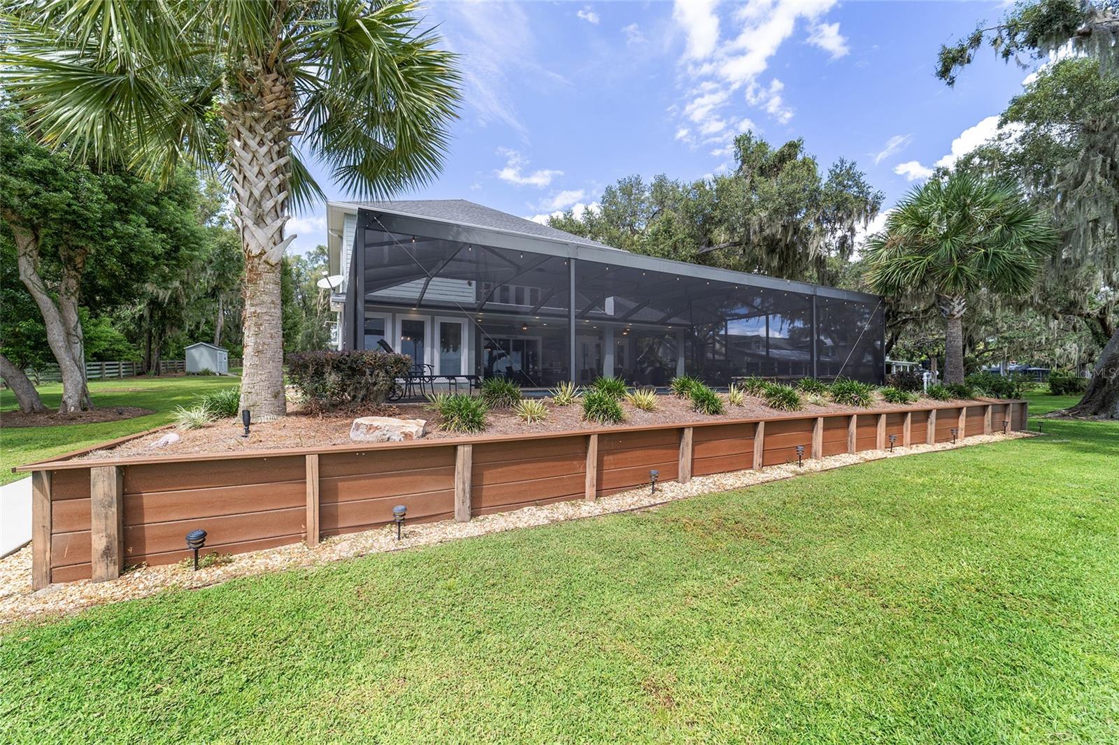Ocklawaha, Florida, 32179, United States, 5 Bedrooms Bedrooms, ,4 BathroomsBathrooms,Residential,Active,1944075