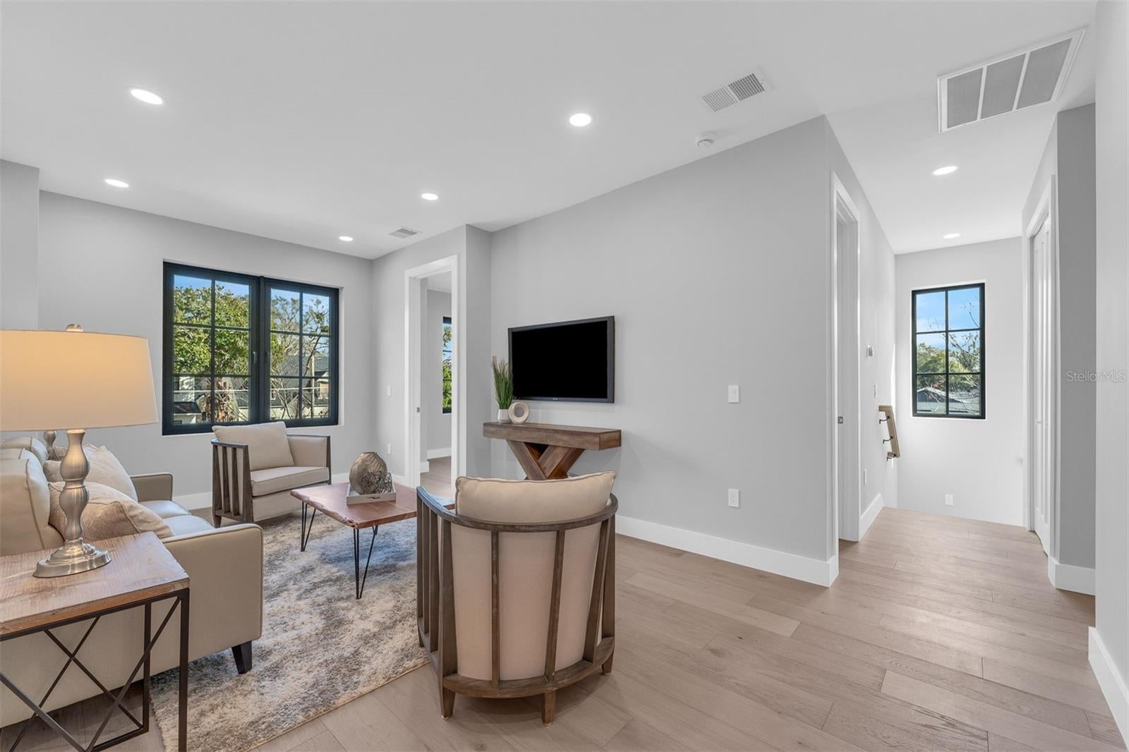 Orlando, Florida, 32804, United States, 5 Bedrooms Bedrooms, ,5 BathroomsBathrooms,Residential,Active,2019846