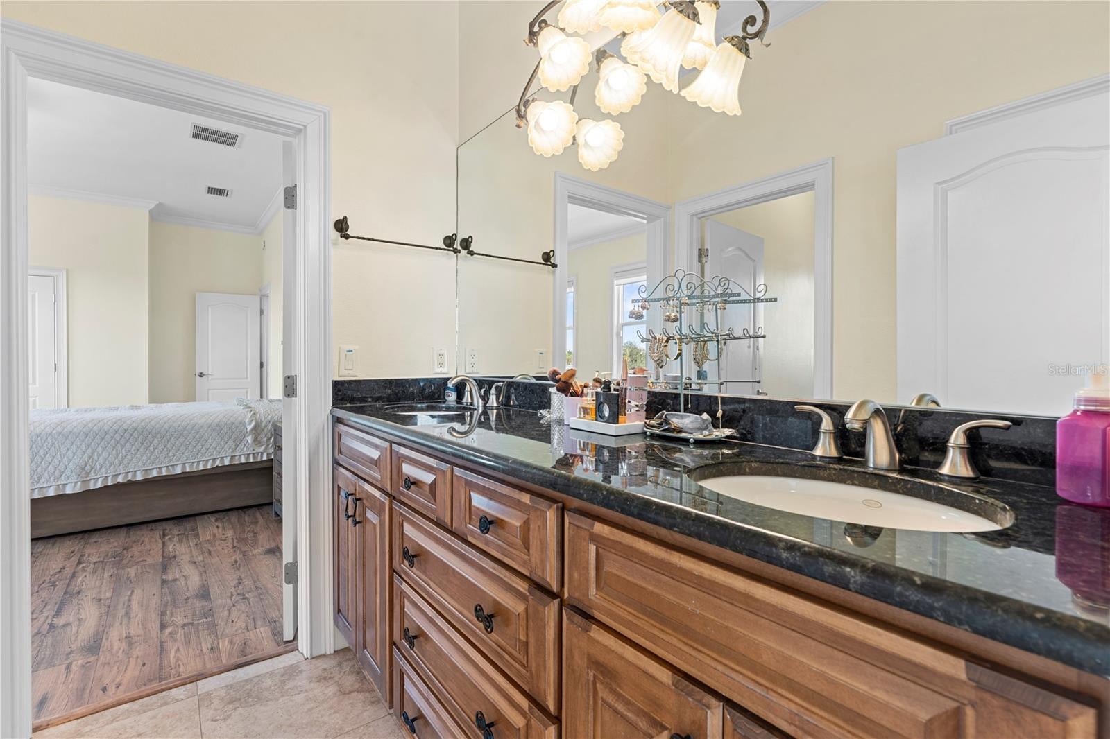 Tampa, Florida, 33634, United States, 5 Bedrooms Bedrooms, ,4 BathroomsBathrooms,Residential,Active,2012814