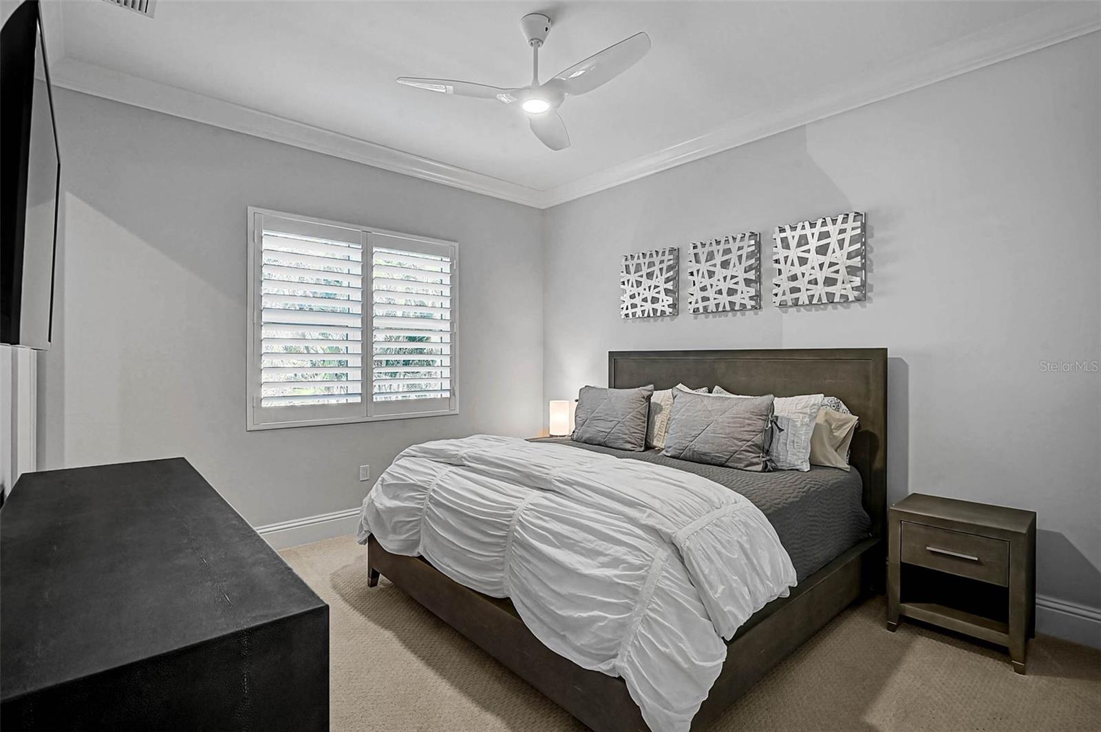 Sarasota, Florida, 34236, United States, 5 Bedrooms Bedrooms, ,6 BathroomsBathrooms,Residential,Active,1972132