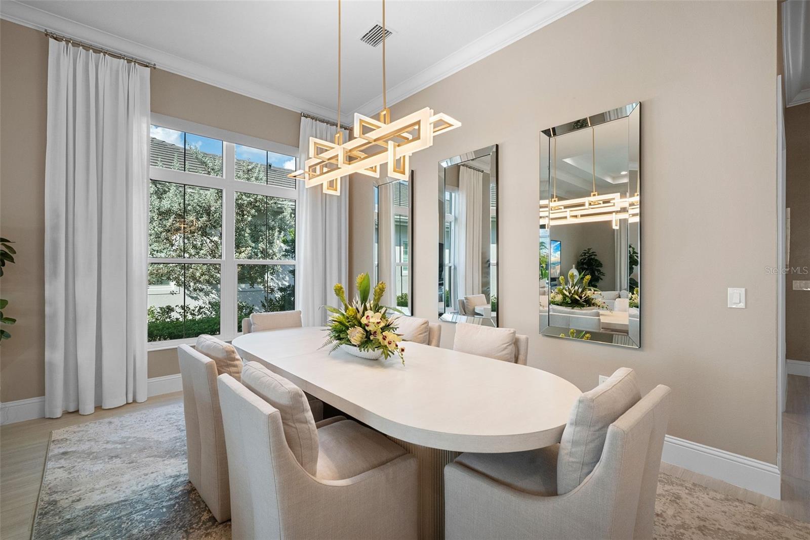 Bradenton, Florida, 34202, United States, 3 Bedrooms Bedrooms, ,4 BathroomsBathrooms,Residential,Active,1987272