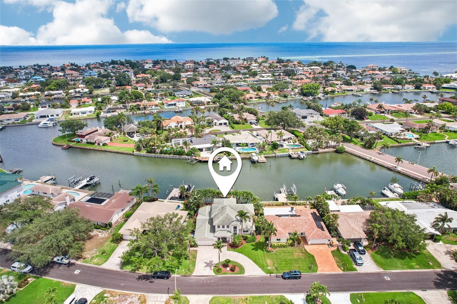 St Petersburg, Florida, 33703, United States, 5 Bedrooms Bedrooms, ,3 BathroomsBathrooms,Residential,Active,2051998
