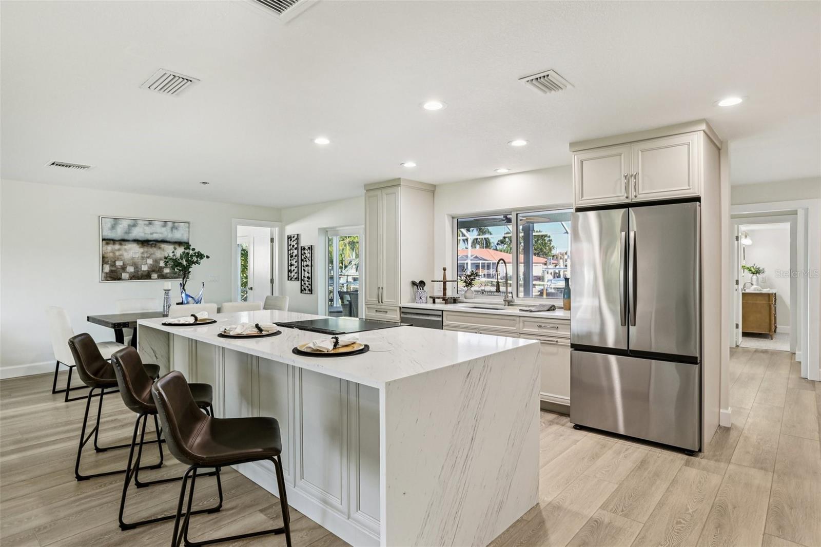 St Petersburg, Florida, 33702, United States, 3 Bedrooms Bedrooms, ,2 BathroomsBathrooms,Residential,Active,2001074