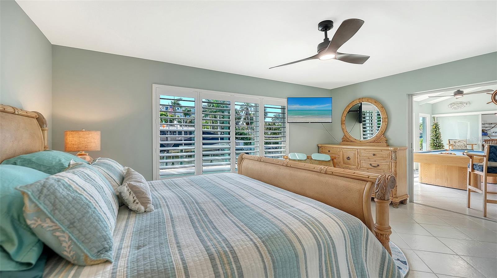 Sarasota, Florida, 34242, United States, 2 Bedrooms Bedrooms, ,2 BathroomsBathrooms,Residential,Active,1971807