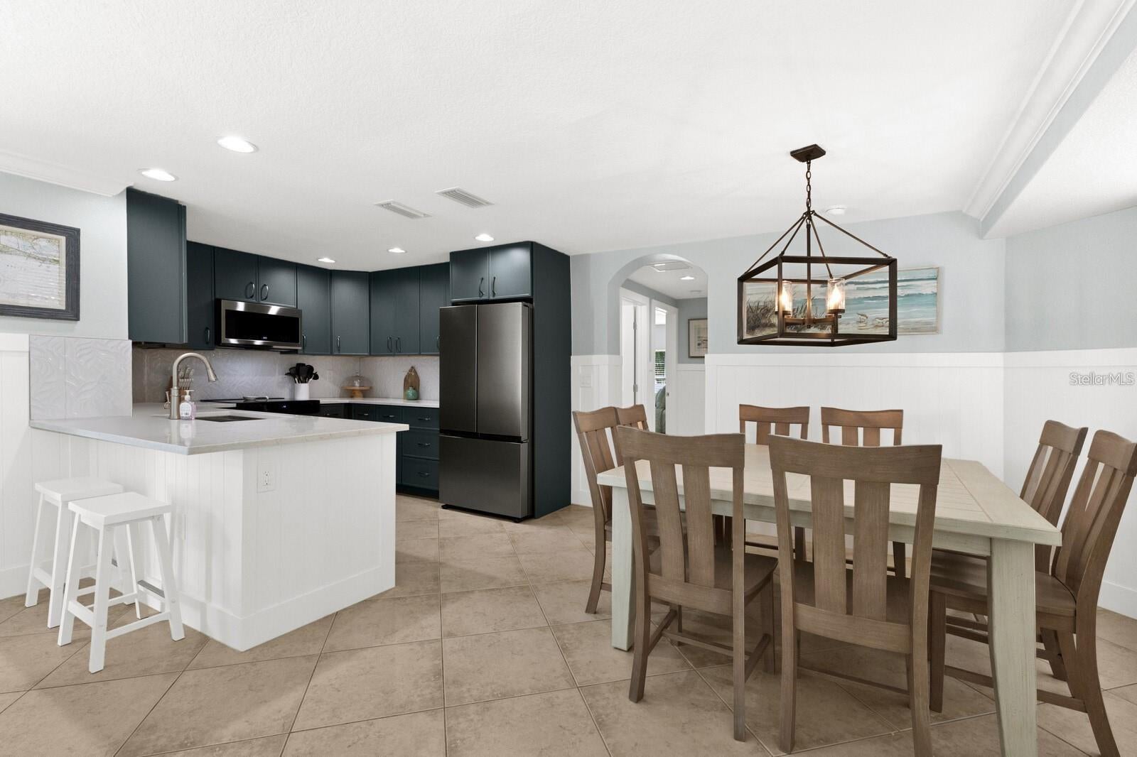 Holmes Beach, Florida, 34217, United States, 5 Bedrooms Bedrooms, ,3 BathroomsBathrooms,Residential,Active,2007151